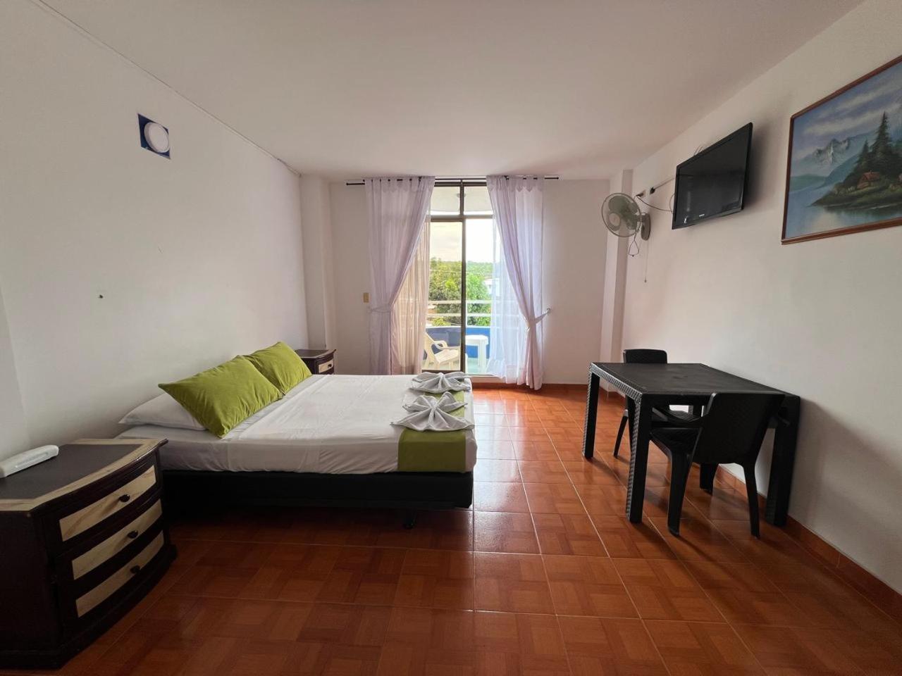 Hotel El Diamante Melgar Eksteriør bilde