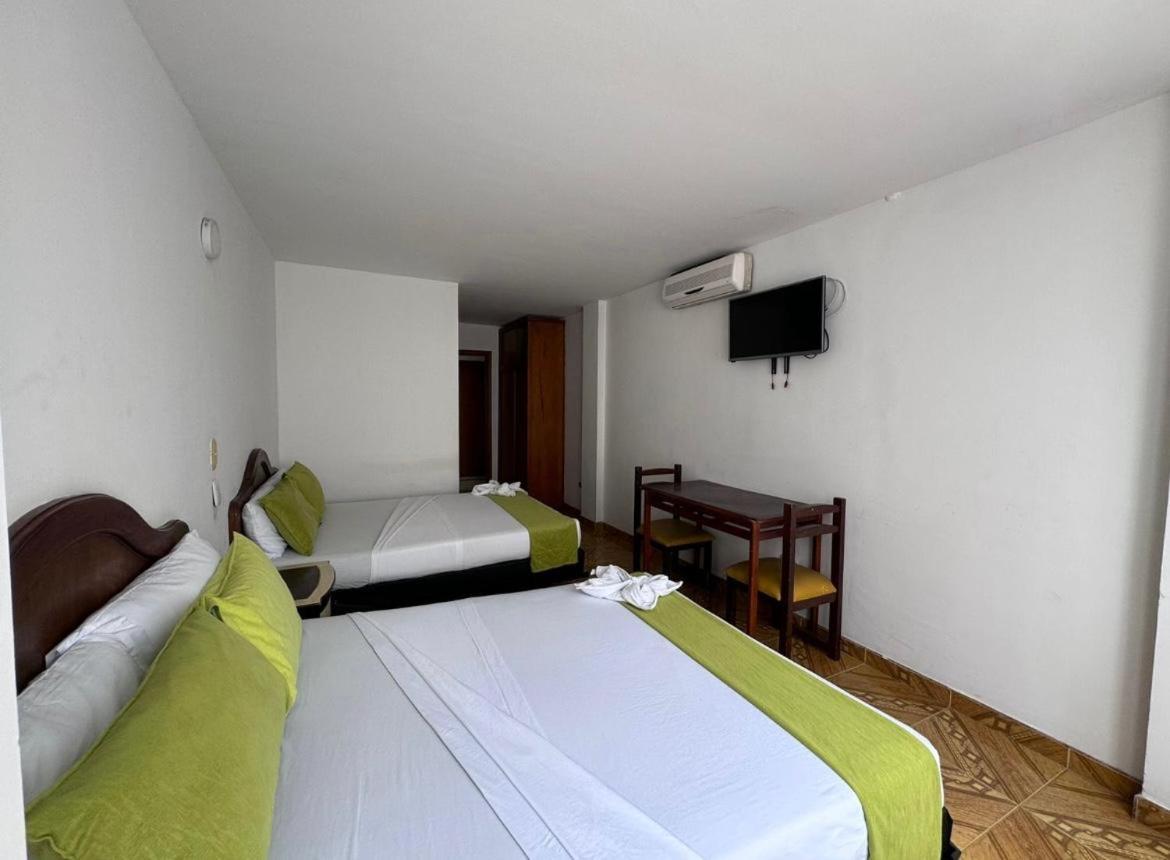 Hotel El Diamante Melgar Eksteriør bilde
