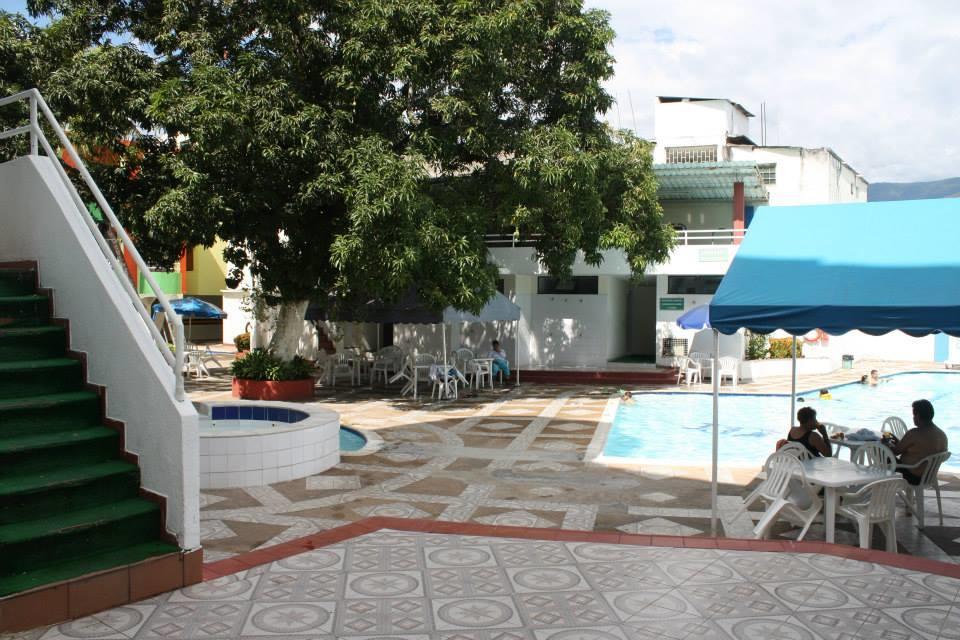 Hotel El Diamante Melgar Eksteriør bilde