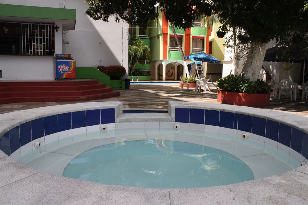 Hotel El Diamante Melgar Eksteriør bilde